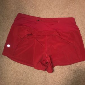 LULU LEMON —-> NEVER WORN RED SHORTS